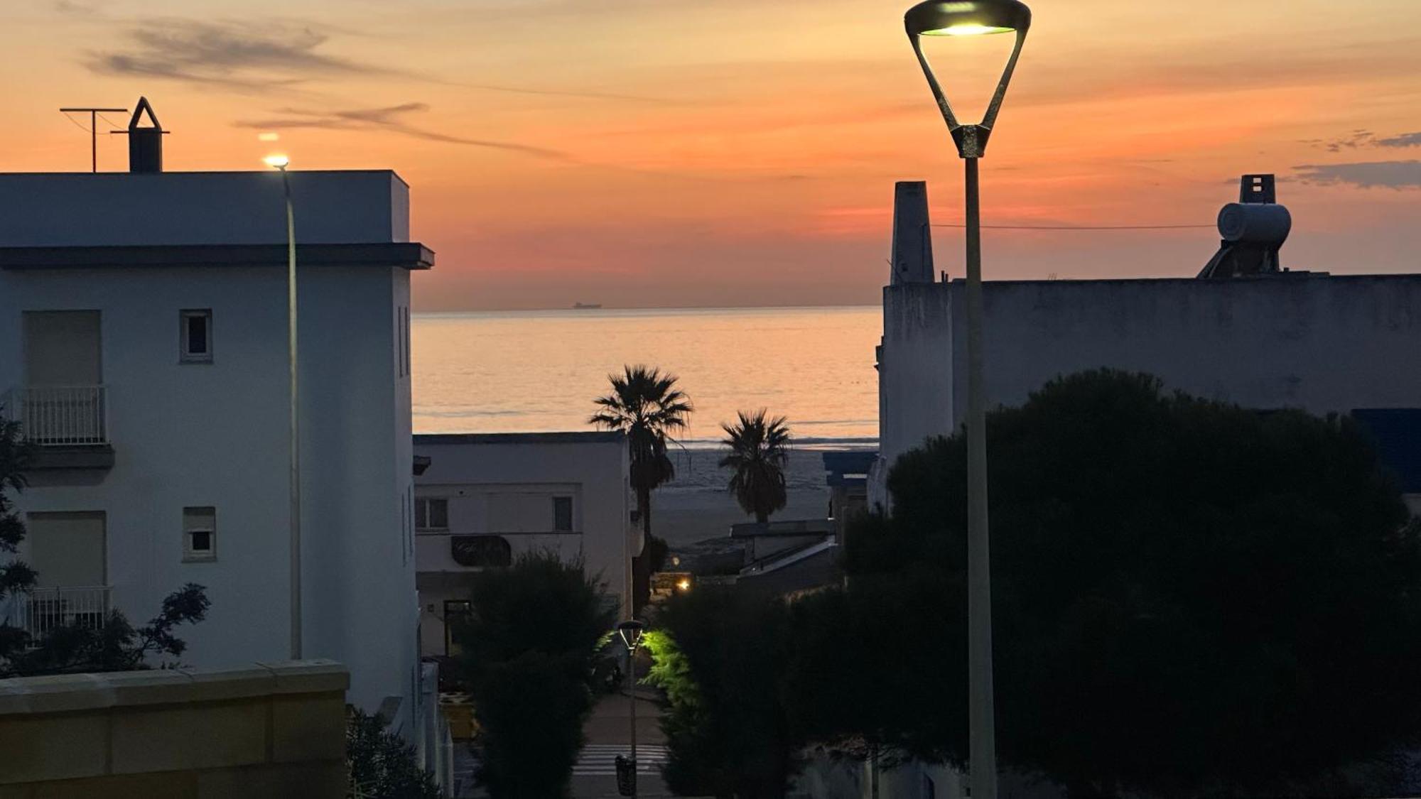 TarifaMiCasa Mar Tirreno Villa Bagian luar foto